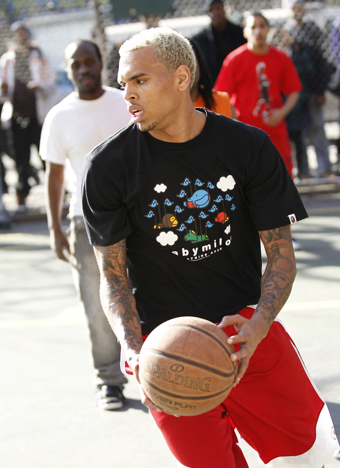 chris brown帽子图片